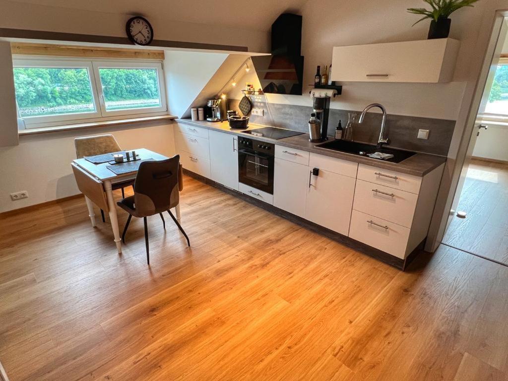 Helle 2 Zimmer Dg Wohnung Passau Kültér fotó